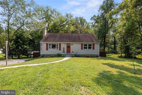 Homes for sale in delta pa. 3 beds 3 baths 2,332 sq ft 0.34 acre (lot) 26 Pin Oak Trl, Delta, PA 17314. (410) 823-0033. 17314, PA home for sale. Welcome to 35 Skyview Rd situated in a quiet and secluded neighborhood! This charming home boasts 4 bedrooms, 3 bathrooms and over 2500 square feet of finished living space. 