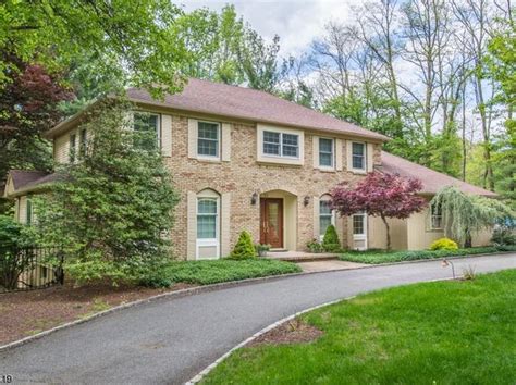 Homes for sale in denville nj. Real estate highlights in Denville, NJ Denville, NJ housing market In February 2024, the median listing home price in Denville, NJ was $662.5K, trending up 16.2% year-over-year. 