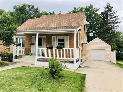 Homes for sale in dixon illinois. The listing broker’s offer of compensation is made only to participants of the MLS where the listing is filed. Zillow has 30 photos of this $159,000 3 beds, 1 bath, 1,994 Square Feet single family home located at 3772 Illinois St, Dixon, IL 61021 built in … 