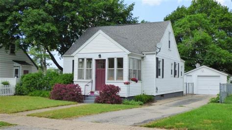 Homes for sale in dowagiac mi. Things To Know About Homes for sale in dowagiac mi. 