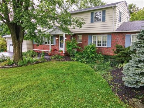 Homes for sale in fayetteville ny. Zillow has 14 homes for sale in Fayetteville NY. View listing photos, review sales history, and use our detailed real estate filters to find the perfect place. 