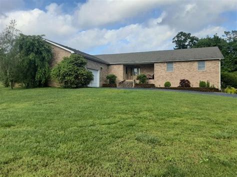 Zillow has 27 homes for sale in Cave City KY. View listing photos, review sales history, and use our detailed real estate filters to find the perfect place. . 