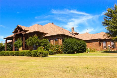 Homes for sale in grayson county tx. The 16 matching properties for sale in Grayson County have an average listing price of $3,045,963 and price per acre of $33,378. For more nearby real estate, explore land for sale in Grayson County, TX. 