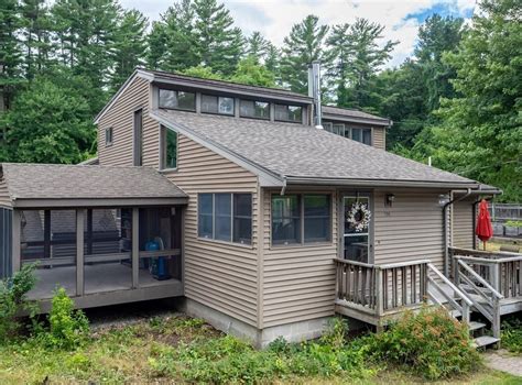 Homes for sale in groton ma. 99 Wharton Row, Groton, MA 01450 is currently not for sale. The 3,139 Square Feet single family home is a 4 beds, 3 baths property. This home was built in 1998 and last sold on 2024-03-29 for $980,000. View more property details, sales history, and Zestimate data on Zillow. 