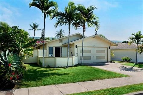 Homes for sale in hawaii under $200 000. See the 38 available houses for sale under $200,000 in Hawaii County, HI. Find real estate price history, detailed photos, and learn about Hawaii County neighborhoods & … 