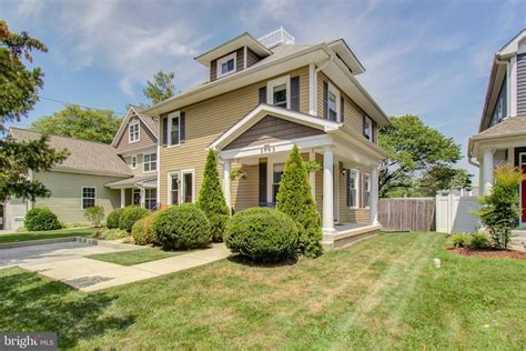 Homes for sale in kensington maryland. 6 beds 4.5 baths 5,411 sq ft 0.29 acre (lot) 4404 Clearbrook Ln, Kensington, MD 20895. (833) 335-7433. ABOUT THIS HOME. Vintage Home for sale in Kensington, MD: Exclusive opportunity to purchase a New Build from award winning builder Welty Homes! This Modern Craftsman style home has a spectacular open floor plan style. 