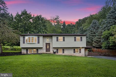 Homes for sale in lewisberry pa. Zillow has 18 homes for sale in Enola PA. View listing photos, review sales history, and use our detailed real estate filters to find the perfect place. Skip main ... Marysville Homes for Sale $263,835; Lewisberry Homes for Sale $345,079; Shermans Dale Homes for Sale-Dauphin Homes for Sale $263,405; New Bloomfield Homes for … 