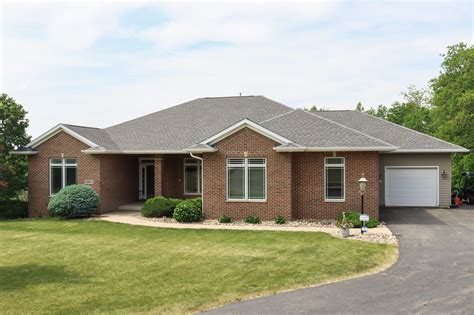 Homes for sale in morrison il. View 31 photos for 712 Milnes Dr Unit 12, Morrison, IL 61270, a 2 bed, 2 bath, 1,120 Sq. Ft. condos home built in 1997 that was last sold on 03/04/2022. 