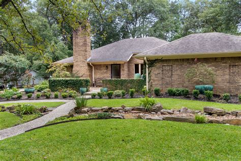 Homes for sale in nacogdoches tx. Nacogdoches. 75965. 3628 Ashbury Ln. Zillow has 22 photos of this $255,000 2 beds, 2 baths, 1,773 Square Feet single family home located at 3628 Ashbury Ln, Nacogdoches, TX 75965 built in 1996. MLS #72727. 