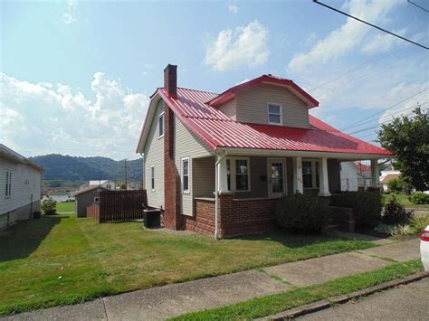 Homes for sale in new martinsville wv. Search 8 houses for sale in New Martinsville, WV. Get real time updates. Connect directly with real estate agents. Get the most details on Homes.com. Find an Agent ... 56 Nicholas Cir, New Martinsville, WV 26155 / 16. $199,900 . 3 Beds; 2 Baths; 2,536 Sq Ft; 