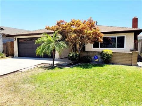 Homes for sale in paramount ca. Homes for sale in Paramount Blvd, Downey, CA have a median listing home price of $830,000. There are 3329 active homes for sale in Paramount Blvd, Downey, CA, which spend an average of 42 days on ... 