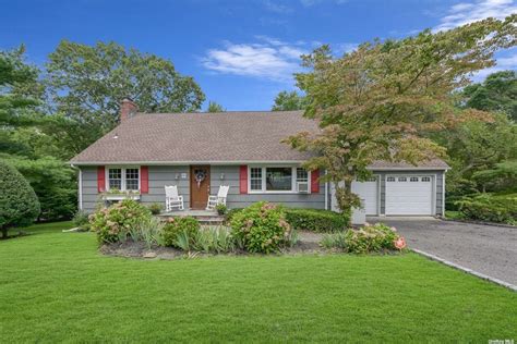 Homes for sale in patchogue ny. 122 Single Family Homes For Sale in Patchogue, NY, find the home that’s right for you, updated real time. 