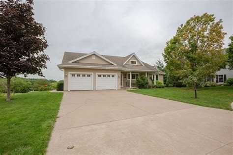 Homes for sale in platteville wi. Zillow has 35 homes for sale in 53818. View listing photos, review sales history, and use our detailed real estate filters to find the perfect place. 