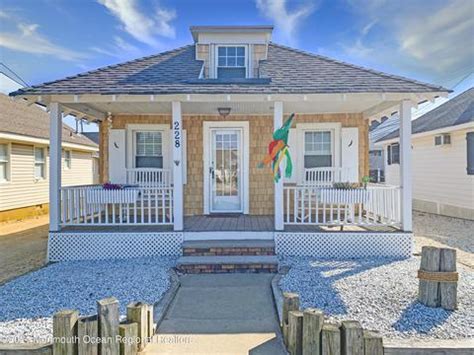 Homes for sale in point pleasant beach nj. 