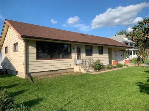 Homes for sale in preston mn. Preston. Take a look. 716 Chatfield Pl NW, Preston, MN 55965 is a 3 bedroom, 3 bathroom, 6,264 sqft single-family home built in 1970. This property is not currently available for sale. The current Trulia Estimate for 716 Chatfield Pl NW is $365,300. Sold. 