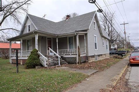 Homes for sale in salem indiana. Feb 4, 2024 · 71 homes for sale in Salem, IN. Real Estate listings loaded with nearby schools, open house info, and walkability scores. Find your perfect home today. 