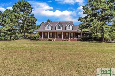 Homes for sale in Screven County, GA have a median listing home price of $104,500. There are 27 active homes for sale in Screven County, GA, which spend an average of 110 days on the market.. 