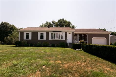 Sold - 27 Woodridge Rd, Somerset, MA - $446,000. View details, map and photos of this single family property with 3 bedrooms and 2 total baths. MLS# 73114083. ... Somerset Home Sales. 27 Woodridge Rd Somerset, MA 02726. This is a carousel with tiles that activate property listing cards. Use the previous and next buttons to navigate.. 