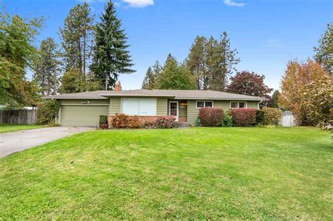 Homes for sale in spokane county wa. Recommended. $415,000. 4 Beds. 2 Baths. 2,256 Sq Ft. 14720 E Wellesley Ave, Spokane Valley, WA 99216. BACK ON MARKET AT NO FAULT TO THE SELLER. Discover this stunning Spokane Valley Rancher! The main floor boasts 3 bedrooms and 1 bath, complemented by a spacious living room with a cozy wood-burning fireplace. 