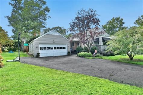 Homes for sale in valhalla ny. Sold - 20A Highclere Ln, Valhalla, NY - $610,000. View details, map and photos of this single family property with 3 bedrooms and 3 total baths. MLS# H6276808. 