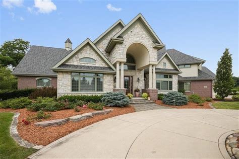 Homes for sale in valparaiso ind. Jason Moon. Trueblood Real Estate, LLC. (219) 775-0869. $555,000. 4 Beds. 3.5 Baths. 3,870 Sq Ft. 377 Tremont Ct, Valparaiso, IN 46385. Nestled in the heart of Shorewood Forest featuring a 230-acre lake, large beach, pavilion, playground, and clubhouse amenities, sits this elegant 4 bed and 3.5 bath home. 