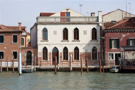 In our Venice Italy travel guide we will go over everything you need to know to make your trip to the floating city simply amazing. Increased Offer! Hilton No Annual Fee 70K + Free...