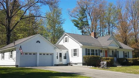 Homes for sale in waterville maine. 8 single family homes for sale in Waterville ME. View pictures of homes, review sales history, and use our detailed filters to find the perfect place. 