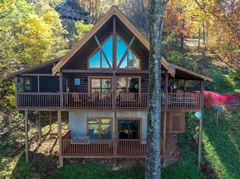 Homes for sale in wears valley tn. Zillow has 32 photos of this $1,950,000 16 beds, 2 baths, 7,200 Square Feet multi family home located at 3769-3771 Wears Valley Rd, Sevierville, TN 37862 built in 1995. MLS #267022. 