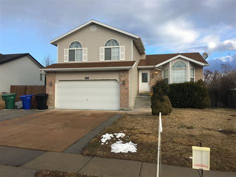 Homes for sale in west jordan utah. Browse 131 listings of houses, townhomes, condos and more in West Jordan, UT. Filter by price, size, amenities, HOA fees and more to find your dream home. 