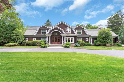 Homes for sale in westbury ny. Things To Know About Homes for sale in westbury ny. 