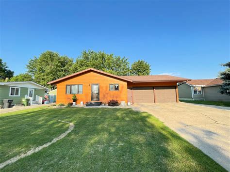 Homes for sale in worthington mn. Search 30 homes for sale in Worthington and book a home tour instantly with a Redfin agent. Updated every 5 minutes, get the latest on property info, market updates, and more. 
