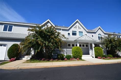 Homes for sale linwood nj. $349,900. 3 beds 2.5 baths 1,588 sq ft 1,394 sq ft (lot) 530 W Ocean Heights Ave Unit 1B, Linwood, NJ 08221. (609) 646-1900. Gold Coast, NJ home for sale. What a serene … 