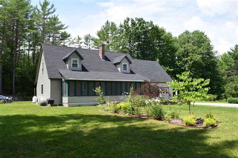 Homes for sale littleton nh. 1315 Manns Hill Rd, Littleton, NH 03561 is contingent. View 33 photos of this 3 bed, 2 bath, 4591 sqft. single family home with a list price of $789900. 