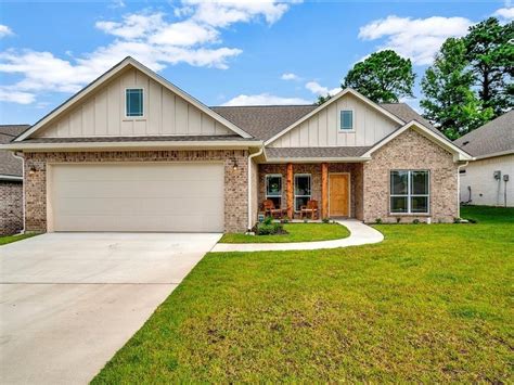 Homes for sale lufkin. Lufkin, TX Real Estate & Homes For Sale. Sort: New Listings. 185 homes. NEW - 20 HRS AGO 0.81 ACRES. $239,000. 4bd. 2ba. 2,254 sqft (on 0.81 acres) 2224 E Lufkin Ave, … 