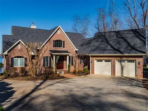 Homes for sale macon nc. Zillow has 47 homes for sale in Macon NC. View listing photos, review sales history, and use our detailed real estate filters to find the perfect place. 