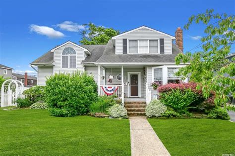 Homes for sale massapequa ny. Find homes for sale with a pool in Massapequa NY. View listing photos, review sales history, and use our detailed real estate filters to find the perfect place. 
