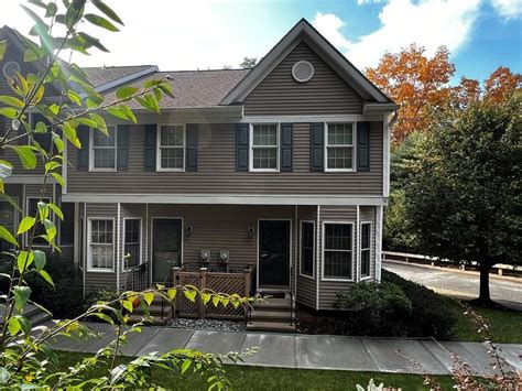 Homes for sale mt kisco ny. Search 4 bedroom homes for sale in Mount Kisco, NY. View photos, pricing information, and listing details of 7 homes with 4 bedrooms. 