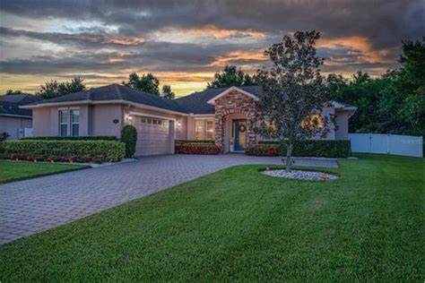 Homes for sale oveido. Explore the homes with No Hoa that are currently for sale in Oviedo, FL, where the average value of homes with No Hoa is $450,000. Visit realtor.com® and browse house photos, view details, check ... 