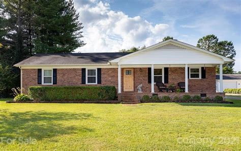Homes for sale rock hill sc. Find 37 real estate homes for sale listings near Richmond Drive Elementary School in Rock Hill, SC where the area has a median listing home price of $312,495. Realtor.com® Real Estate App 314,000+ 