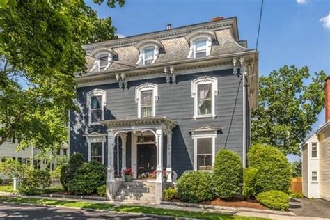 Homes for sale salem mass. The second level has a large primary bedroom with walk-in closet, a spacious 2nd be. $429,900. 3 beds 2 baths 1,423 sq ft 0.27 acre (lot) 53 Agawam Ave, Haverhill, MA 01835. ABOUT THIS HOME. Salem Street, MA home for sale. 