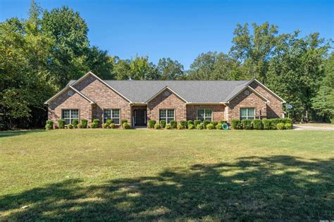 Browse Saline County, AR real estate. Find 1118 homes for sale in Saline County with a median listing home price of $139,900.. 