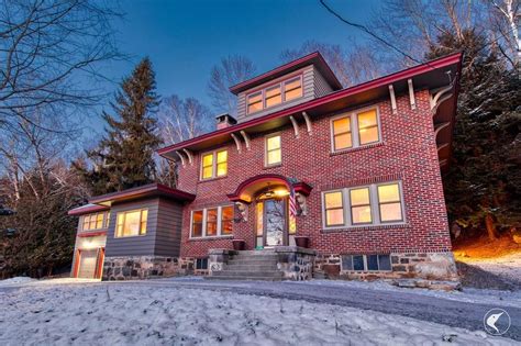 Homes for sale saranac lake ny. For Sale: 2 beds, 1 bath ∙ 1104 sq. ft. ∙ 231 La Jeunesse, Saranac Lake, NY 12983 ∙ $575,000 ∙ MLS# 178802 ∙ This is the perfect family get away in the beautiful Adirondack mountains with year roun... 