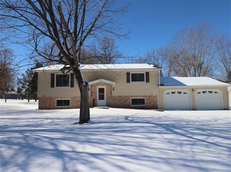 Homes for sale sauk centre mn. Explore the homes with Newest Listings that are currently for sale in Sauk Centre, MN, where the average value of homes with Newest Listings is $225,000. 