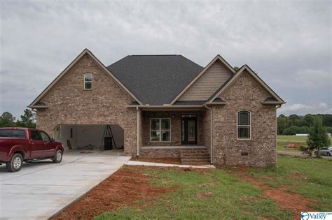 Homes for sale scottsboro al. Browse photos and listings for the 5 for sale by owner (FSBO) listings in 35769 and get in touch with a seller after filtering down to the perfect home. 
