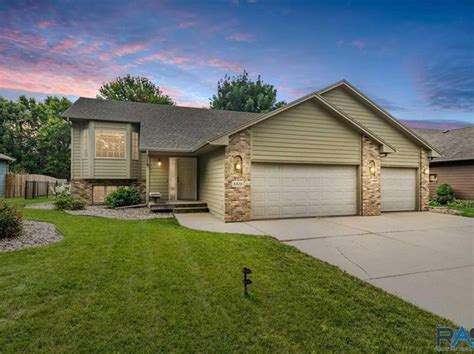Homes for sale sioux falls sd zillow. 5009 E Havenhill Dr, Sioux Falls, SD 57110. Realtor Association of the Sioux Empire. $325,000. 4 bds. 2 ba. 1,968 sqft. - House for sale. 37 days on Zillow. 1013 S Blauvelt Ave, Sioux Falls, SD 57104. 