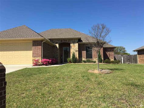 Homes for sale sulphur springs tx. For Sale: 4 beds, 2 baths ∙ 2432 sq. ft. ∙ 2103 County Road 1185, Sulphur Springs, TX 75482 ∙ $410,000 ∙ MLS# 20517078 ∙ Country living awaits! Spacious and well maintained, 2018 Palm Harbor Manufa... 