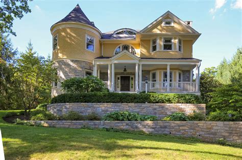 Homes for sale summit nj. Find your dream home in 07901. Browse 59 listings, view photos and connect with an agent to schedule a viewing. 