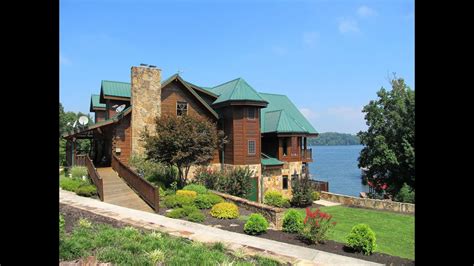 3 beds 2.5 baths 1,680 sq ft. 1255 New Lake Rd Unit 23, Spring City, TN 37381. ABOUT THIS HOME. Waterfront Home for sale in Spring City, TN: Come home to one of the most enchanting, breathtaking cul-de-sac lots in the year round waterfront gated Lakefront Estates community on Watts Bar.. 