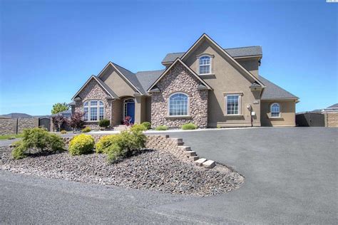 Homes for sale west richland wa. Sold: 5 beds, 2.5 baths, 2335 sq. ft. townhouse located at 7886 Ranchland Ln, West Richland, WA 99353 sold for $399,995 on Mar 22, 2024. MLS# 272886. 