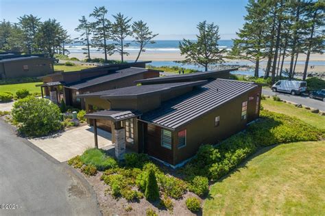 Homes for sale yachats oregon. $574,900. 2 beds 2 baths 1,704 sq ft 8,712 sq ft (lot) 857 Driftwood Ln, Yachats, OR 97498. Anne Kiblinger • Emerald Coast Realty-Seal Rock. New Listing for sale in Yachats, OR: … 